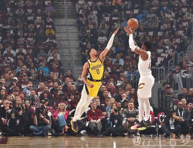 步行者客场取胜 骑士难挡哈利伯顿22分13助攻表现 步行者客场取胜 骑士难挡哈利伯顿22分13助攻表现