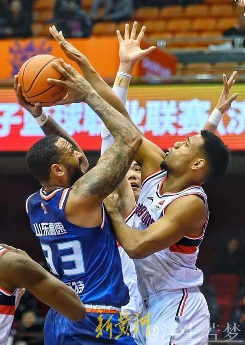 广州主场战胜福建，三分雨战队获于米提领投